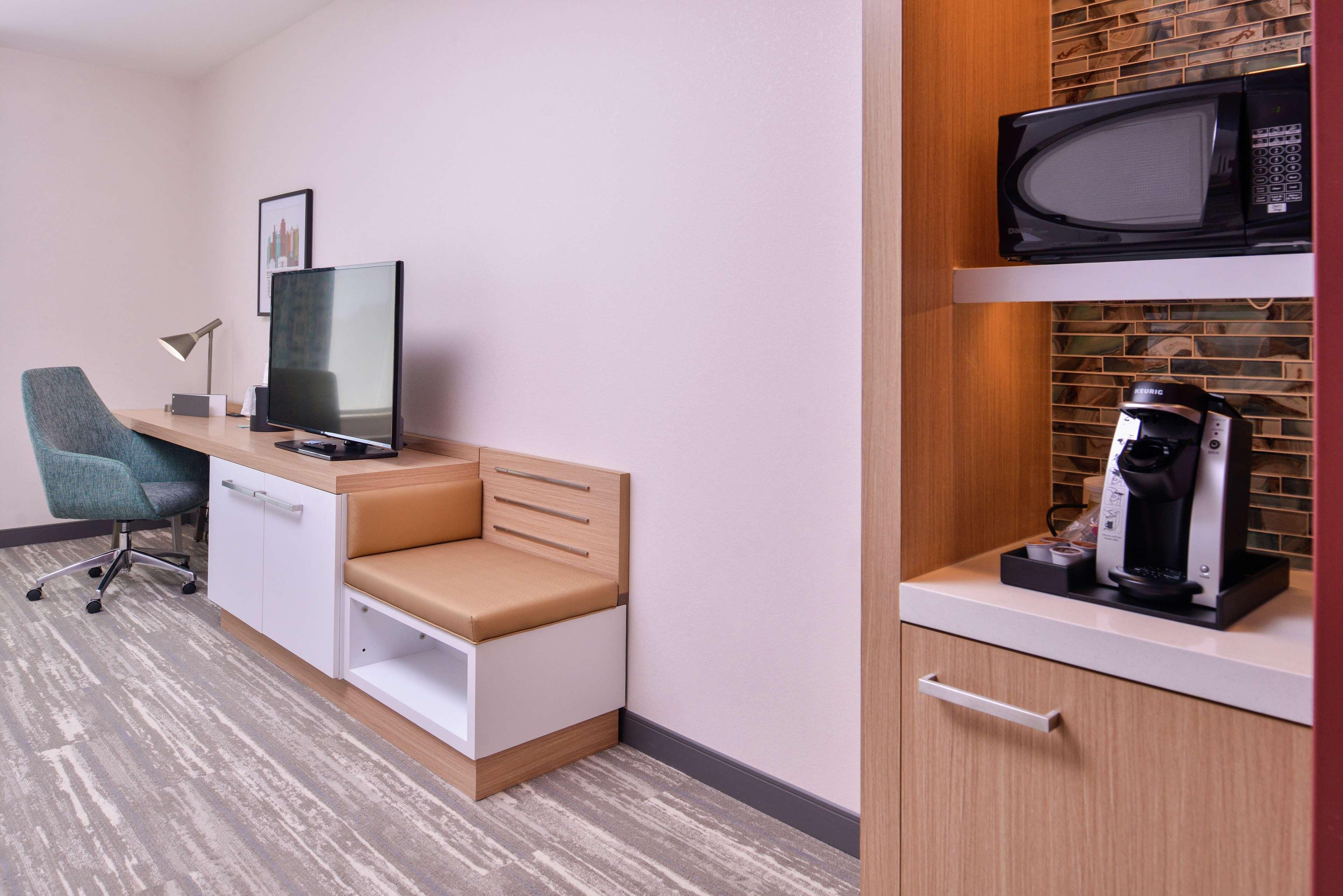 Hilton Garden Inn Kansas City Airport Mo Exteriör bild