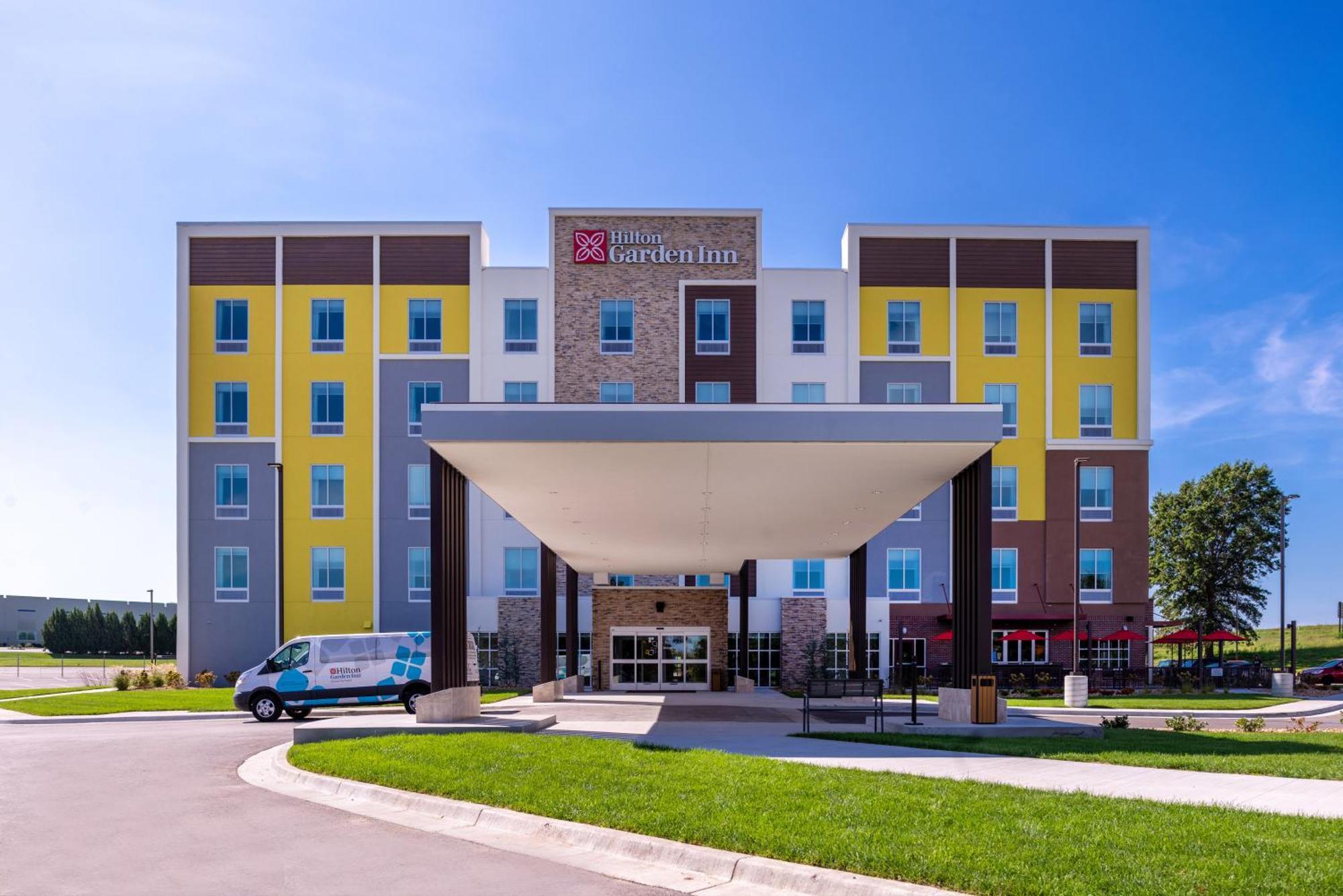 Hilton Garden Inn Kansas City Airport Mo Exteriör bild